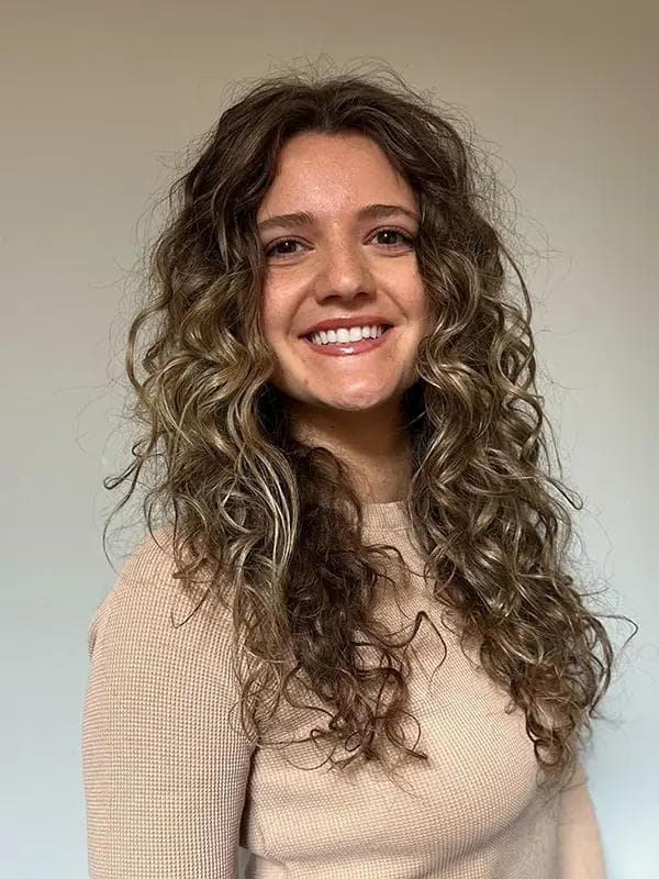 Headshot of Mariah